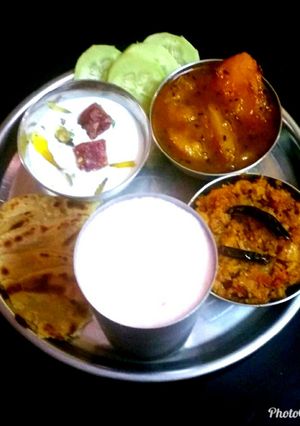 A picture of Healthy and light Dinner (Take vegetable in dinner instead of dal).