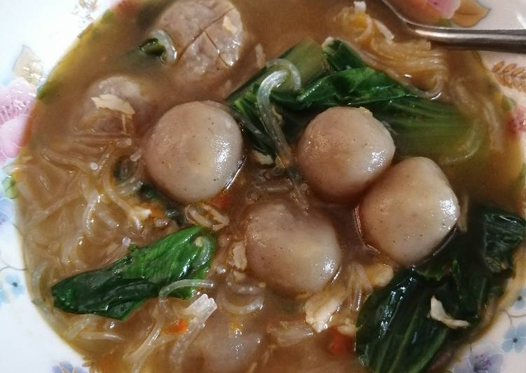 Cilok kuah pedes segar