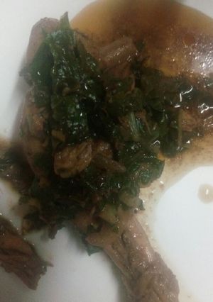 A picture of Chicken palak.