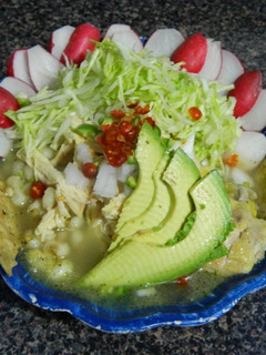 Una foto de Pozole de Pollo