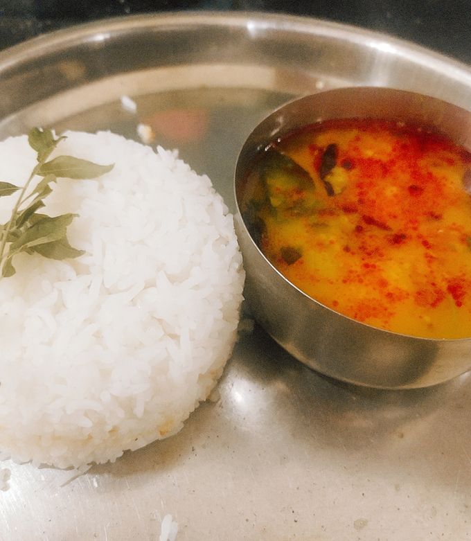 A picture of Dal Chawal.
