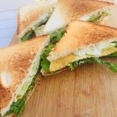 A picture of Bar b q Chicken Sandwiches.