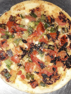 ગ્રીન ઓનીયન ટોમેટો ઉત્તપમ(Green onion Tomato uttapam recipe in Gujarati) રેસીપી મુખ્ય ફોટો