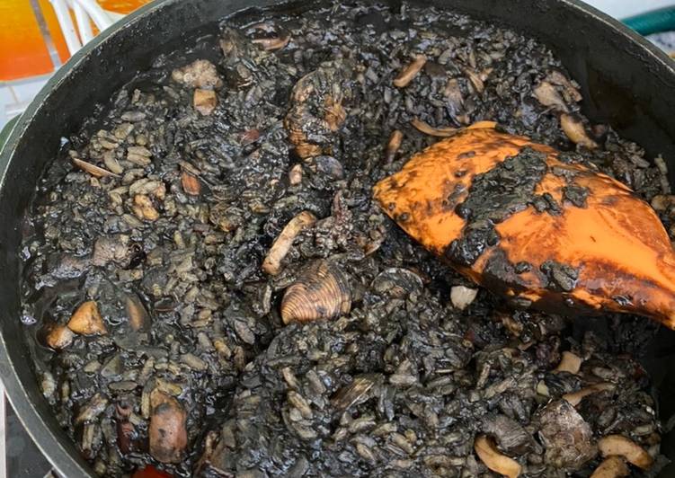 Arroz negro a mi estilo