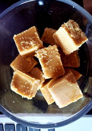 A picture of Cut bites🍮.
