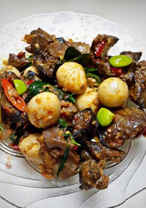 Foto resep Oseng ati ampela telur puyuh pete kemangi pedas