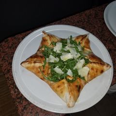 A picture of Stella pizza.