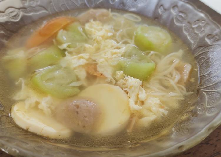 Cara Gampang Membuat Sup oyong tofu Anti Gagal
