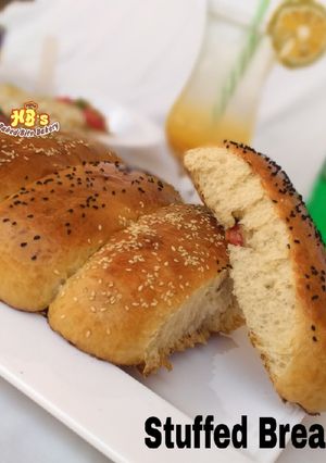 A picture of Stuffed Bread Logs.