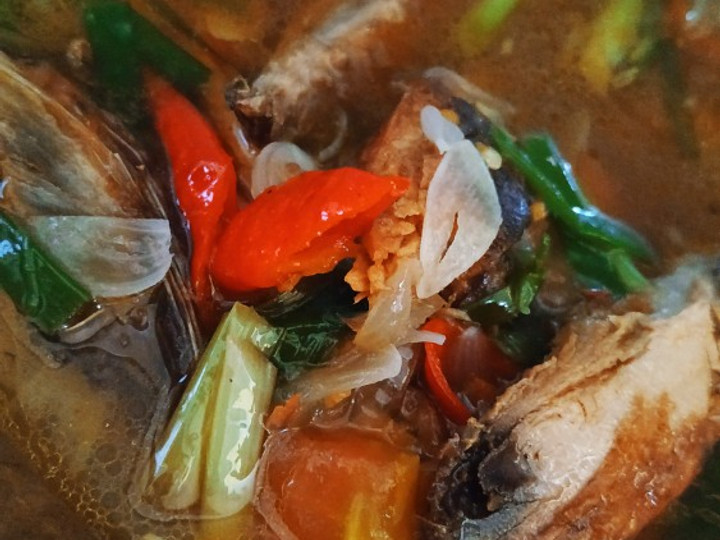 Cara Gampang Menyiapkan Pindang tongkol kuah asem pedas, Bisa Manjain Lidah