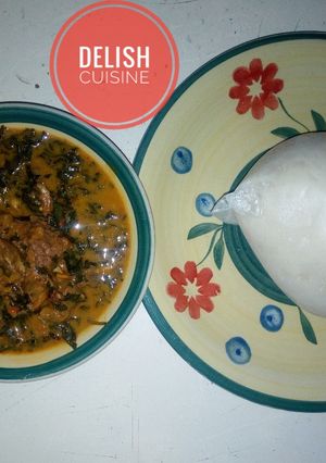 A picture of Cocoyam soup (ede) and semovita.
