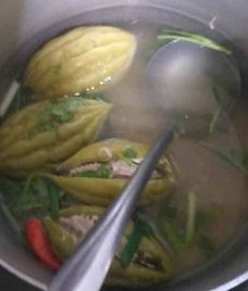 canh khổ qua cá thác lát