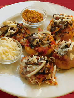 பீட்ஸா பைட் (Pizza bite recipe in tamil) செய்முறை முக்கிய புகைப்படம்