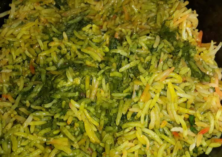 Simple Way to Make Favorite Chicken Hariyali Pulao