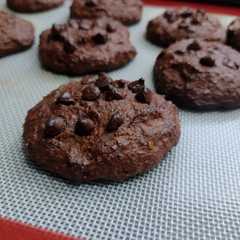 Una foto de Galletitas de lino y algarroba, sabor Naranja 🍊 -Sin TACC-