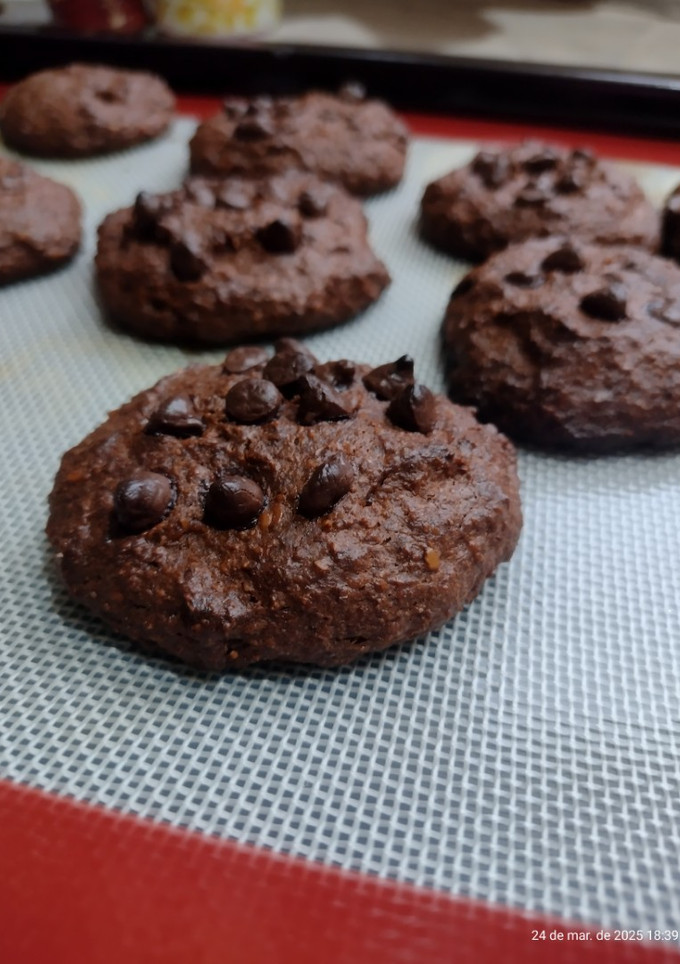 Una foto de Galletitas de lino y algarroba, sabor Naranja 🍊 -Sin TACC-