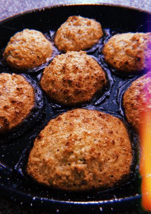 Una foto de Galletas de Avena + Chía + Miel + Coco
