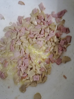 Una foto de Salsa caruso con ravioles