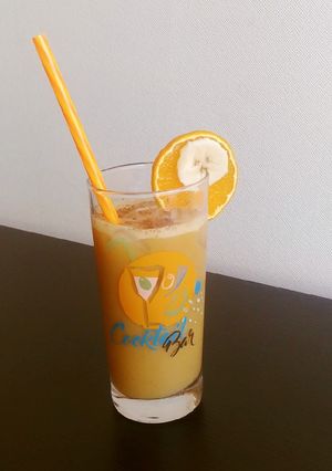 Una foto de Refresco Especial de Naranja Plátano