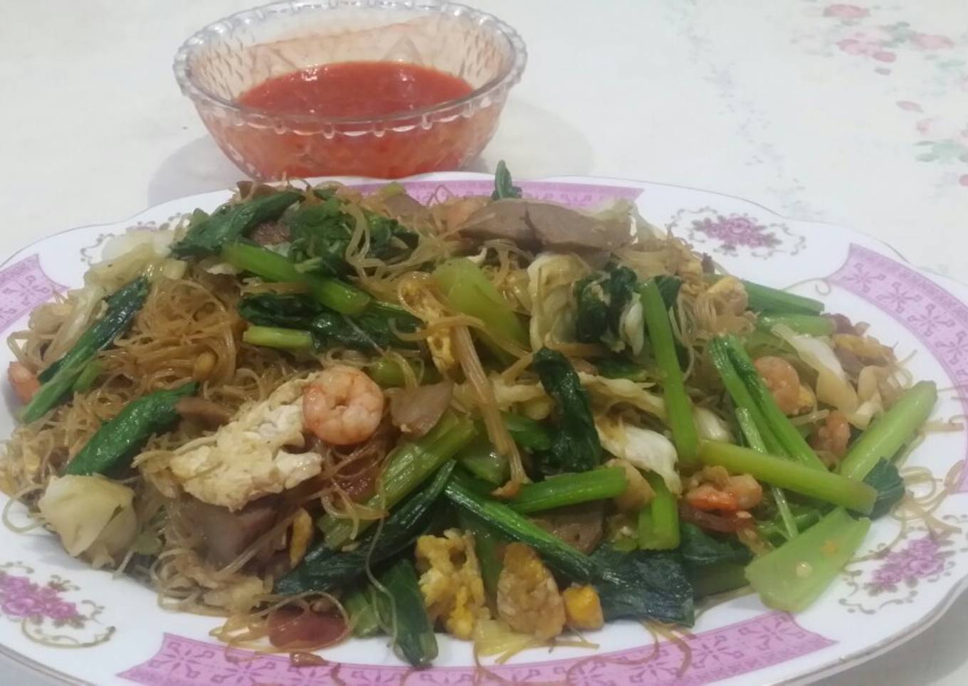 Bihun goreng special sambel merah