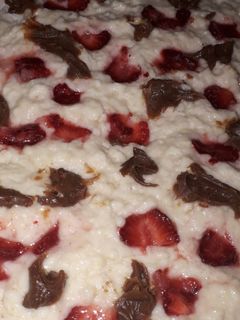 Una foto de Tarta de fresas y dulce de leche