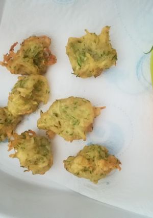 Foto di Frittelle di zucchine