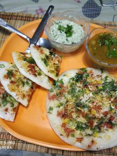 ઉત્તપમ (Uttapam Recipe In Gujarati) રેસીપી મુખ્ય ફોટો
