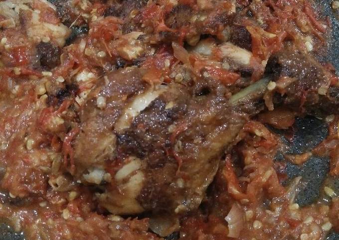 Ayam Penyet sambal terasi