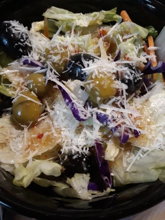 Recipe Olives and Salad Mix the Delicious Delicious
