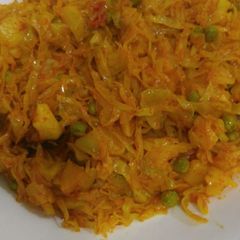 A picture of Cabbage & Green Peas Sabji.