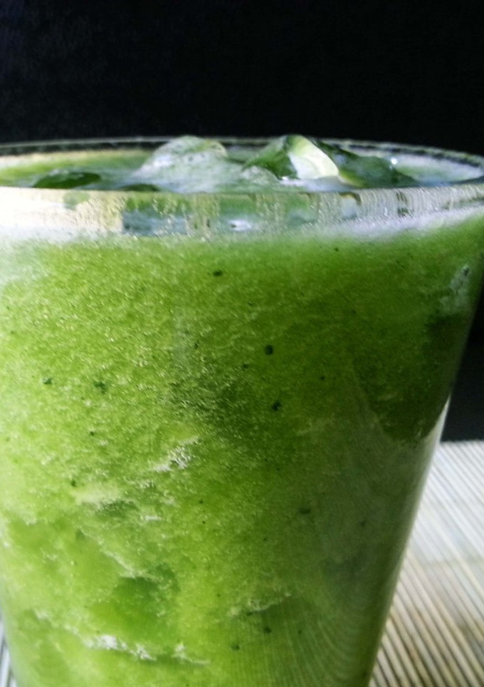 Una foto de Zumo de melón con té Matcha