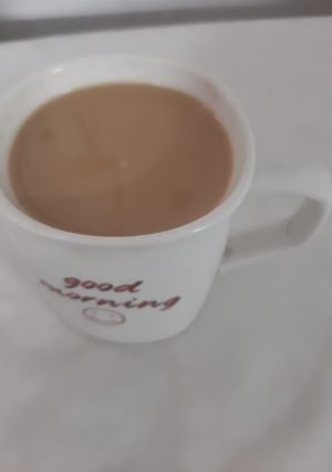 A picture of Doodh pati chai.