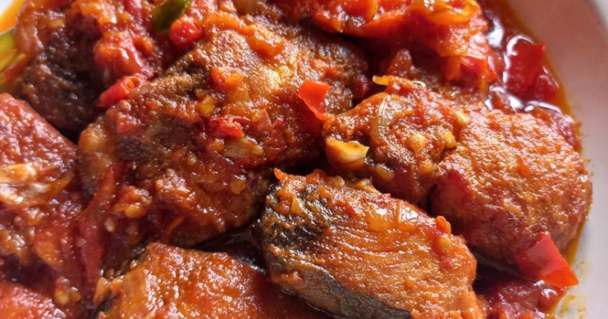 Resep Tuna Ungkep Bumbu Tomat Paling Praktis dan Simple