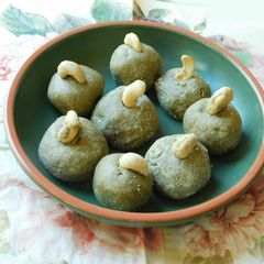 A picture of Moong cashew laddu.