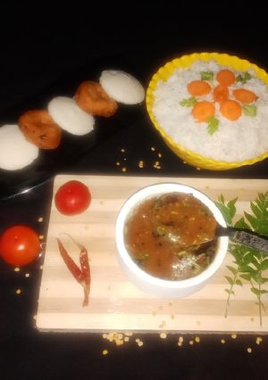 A picture of Arachuvitta Rasam.
