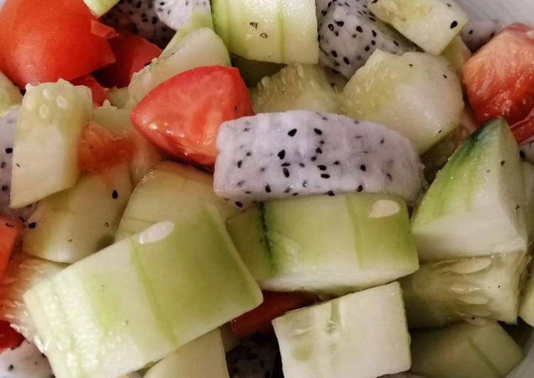 Steps to Cook Appetizing Simple Fruit Vinegar Salad