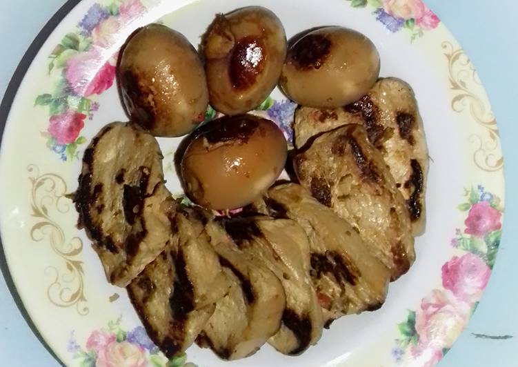 Tahu dan telur bacem