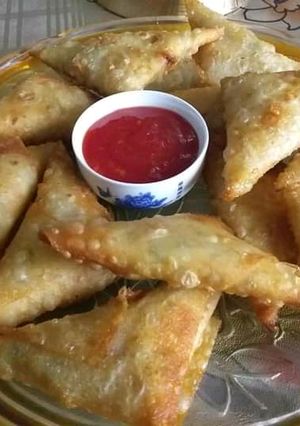 A picture of One bite mini potato samosa.