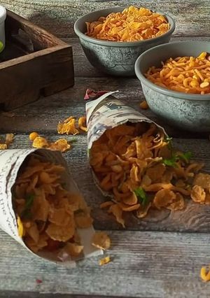 A picture of Flattened corn bhel.