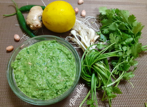 A picture of Green Garlic-Corainder Chutney.