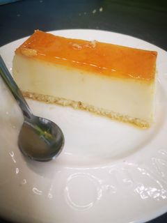 Una foto de Flan de coco