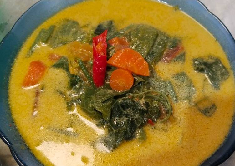 Sayur santan daun labu siam wortel