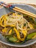 Home made noodles cu vita si bok choy
