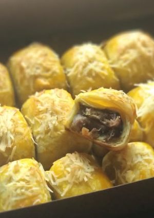 Foto resep Bolen Pisang Cokelat Keju