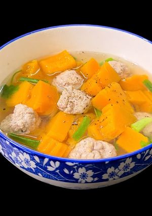 Hình của món SP.1037 - Canh Bí Đỏ Thịt Viên.