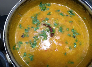 A picture of Dhaba style moong dal tadka.