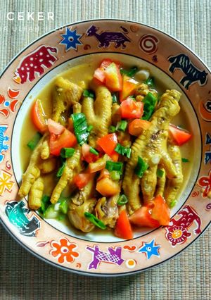 Foto resep Sup Ceker Presto Bumbu Sop Bamboe - Empuk dan Lezat