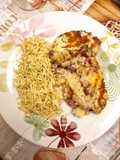 Arroz de forno com queijo gratinado