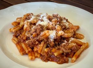 Una foto de Casarecce con ragú de ternera