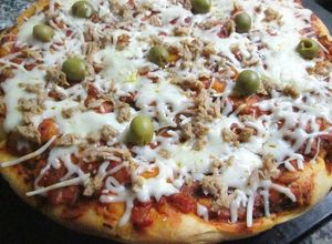 Foto principal de Prepizza con atún y aceitunas verdes
